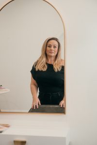 Sarah, Senior Stylist and Cutting Specialist at Kashmiah